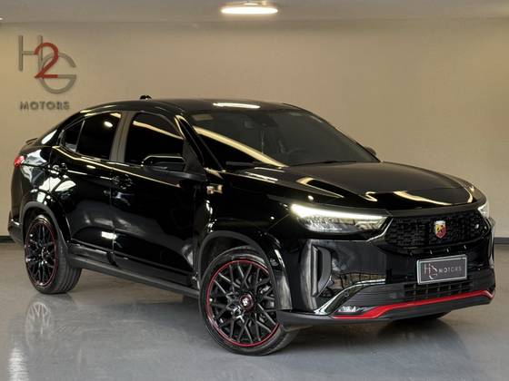 FIAT FASTBACK 1.3 TURBO 270 FLEX ABARTH AT6 FIAT FASTBACK 1.3 TURBO 270 FLEX ABARTH AT6